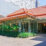 Capital O 1616 Setiabudhi Indah Hotel