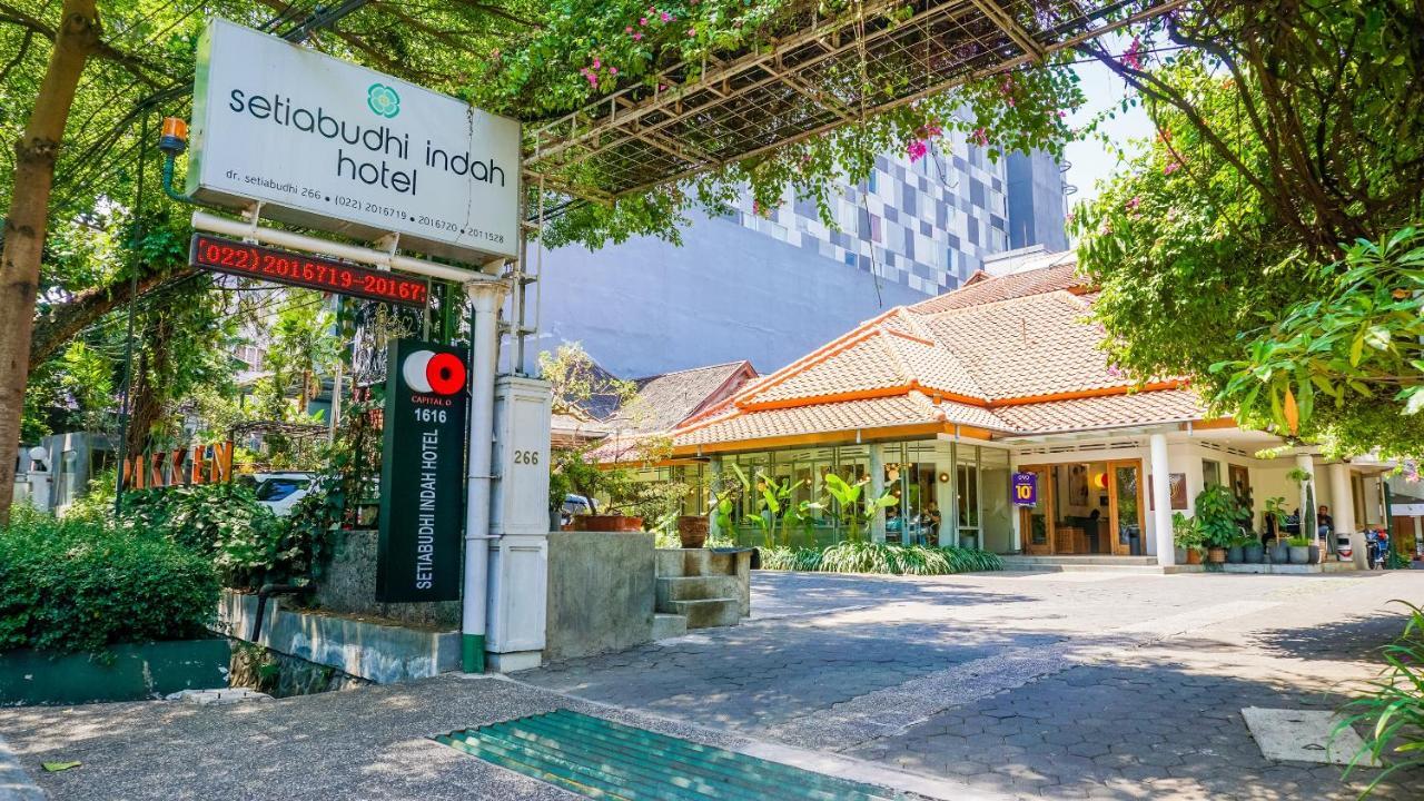 Capital O 1616 Setiabudhi Indah Hotel 3* Bandung